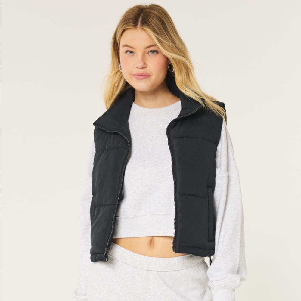 Hollister Mini Zip Puffer Vest XS - Picture 3 of 4